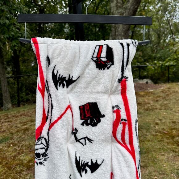 Disney Nightmare Before Christmas Jack Skellington White 50 x 70 Throw NWT Rare - Picture 7 of 9